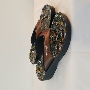 Aerosoft comfort sandals women size 6